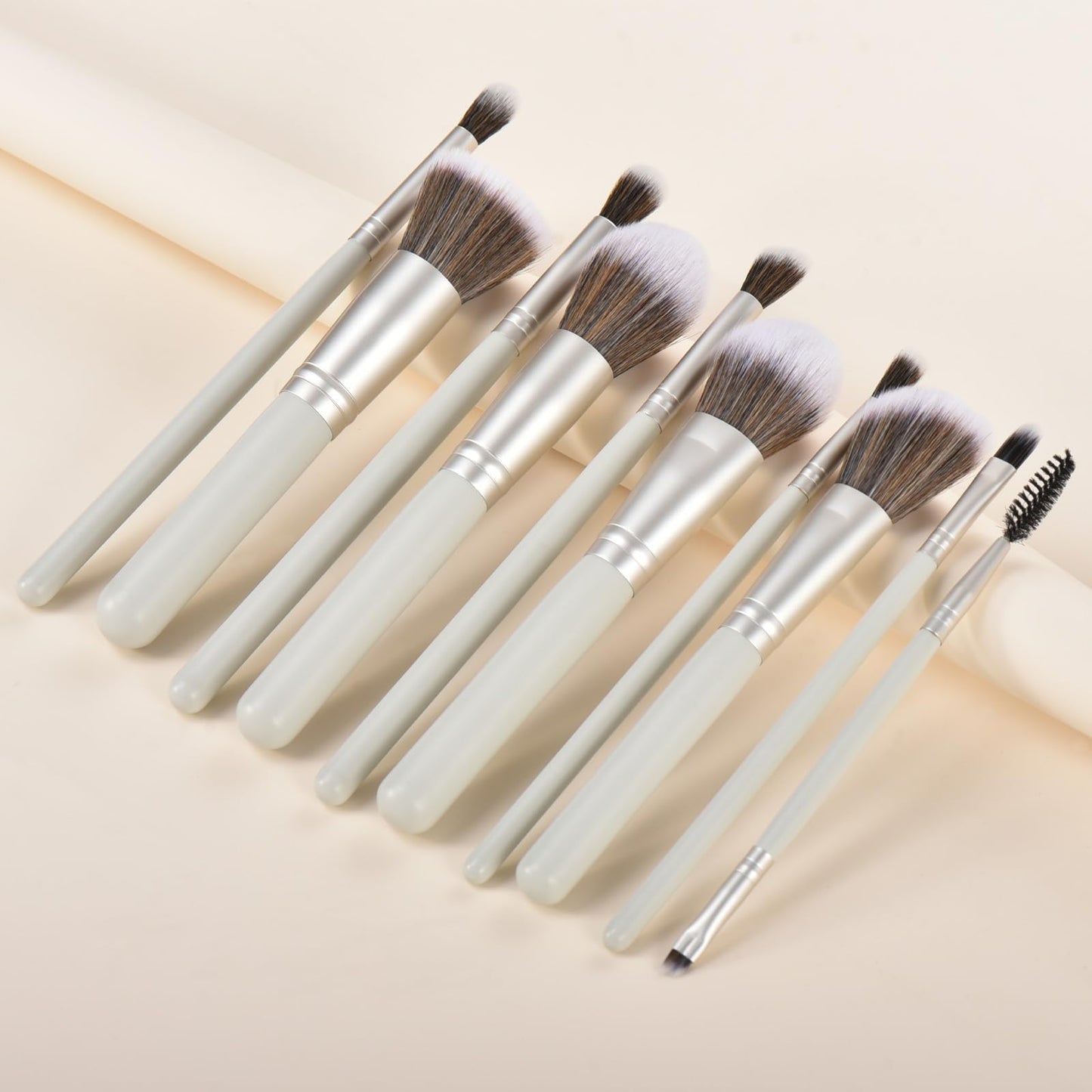 10Pcs Makeup Brush Set With Sponges And Drying/Storage Case,Best Gift For Women/Girls, Used For Powder, Foundation, Highlight, Eye Shadow, Concealer, Etc., Suitable For Beginners (Green 13pcs)