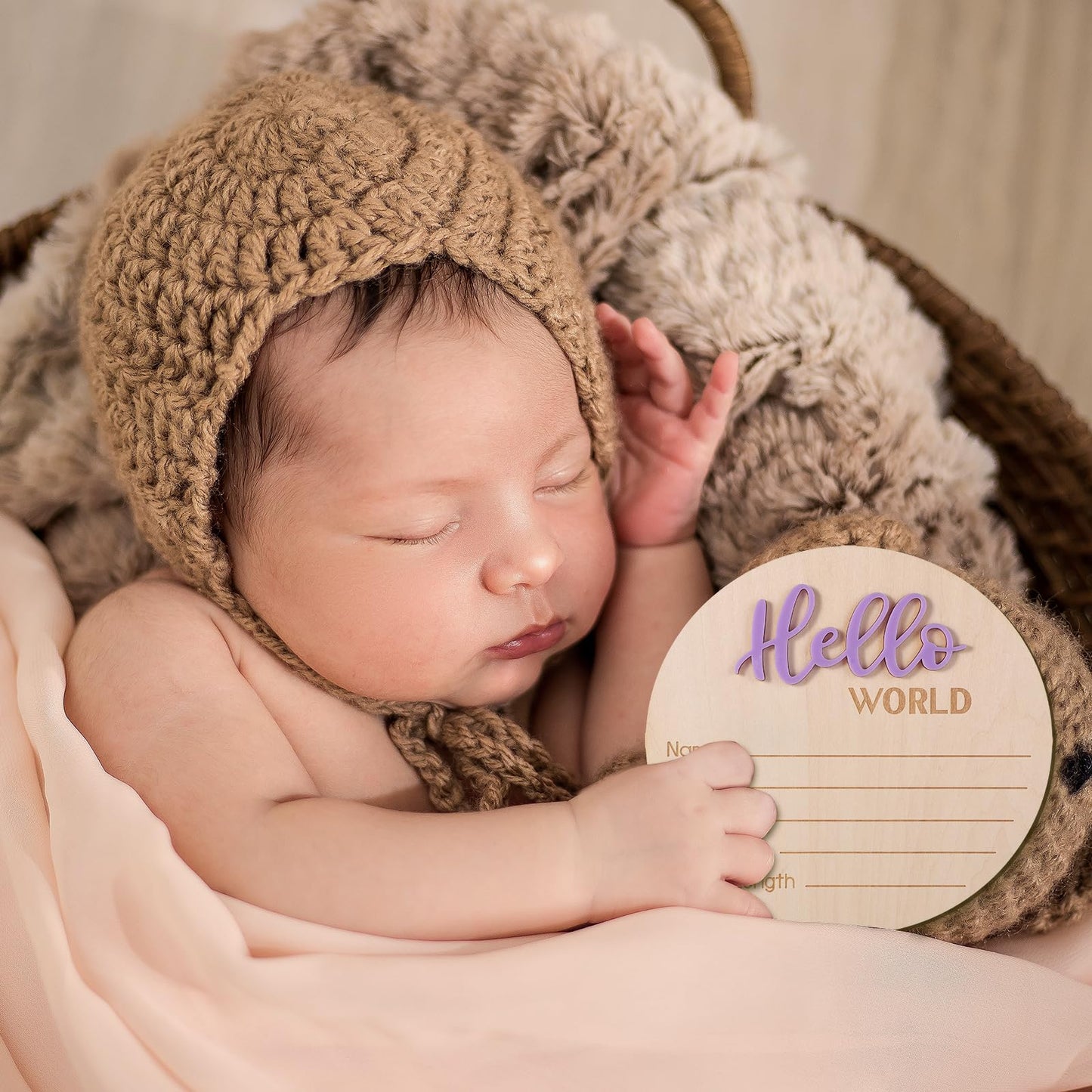 Newborn Announcement Sign, 5.9in Wooden Hello World Sign Baby Welcome Sign Birth Baby Name Plaques for Newborn Boys and Girls Photo Props Baby Shower Hospital Nursery (Light Purple)