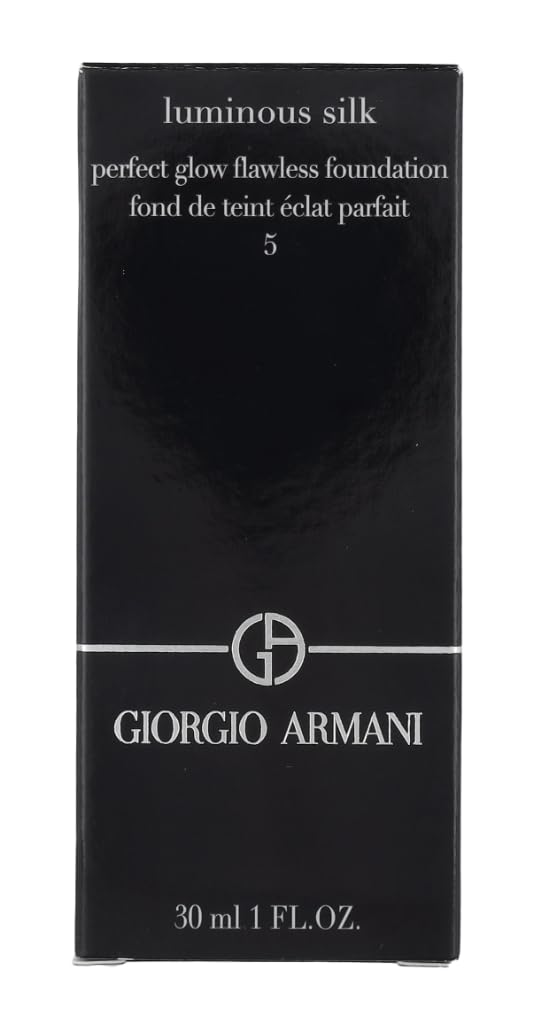 GIORGIO ARMANI Luminous Silk Foundation, 5 Medium Neutral