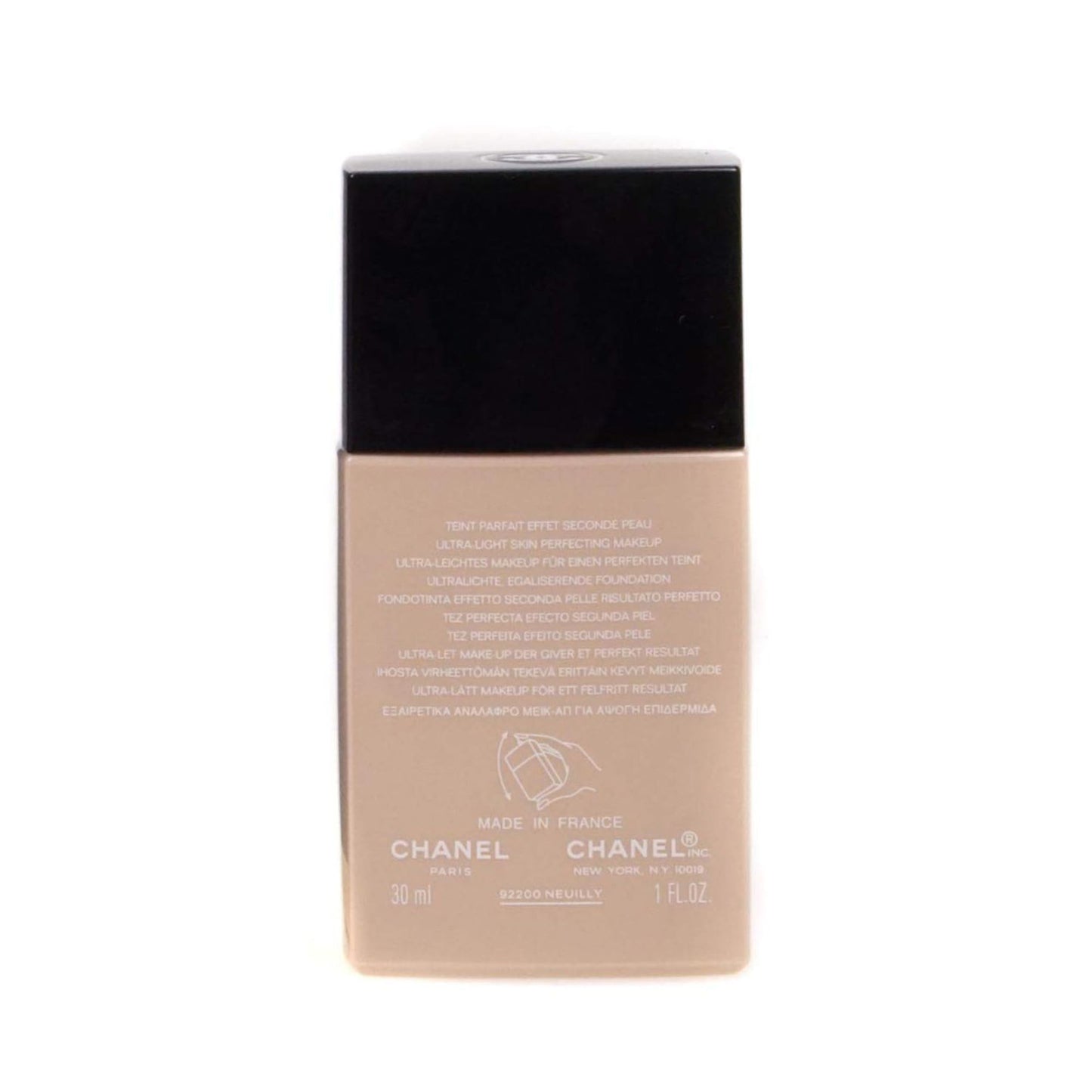 Vitalumiere Aqua Ultra-Light Skin Perfecting Makeup SPF 15-40 Beige by Chanel for Women - 1 oz Makeup