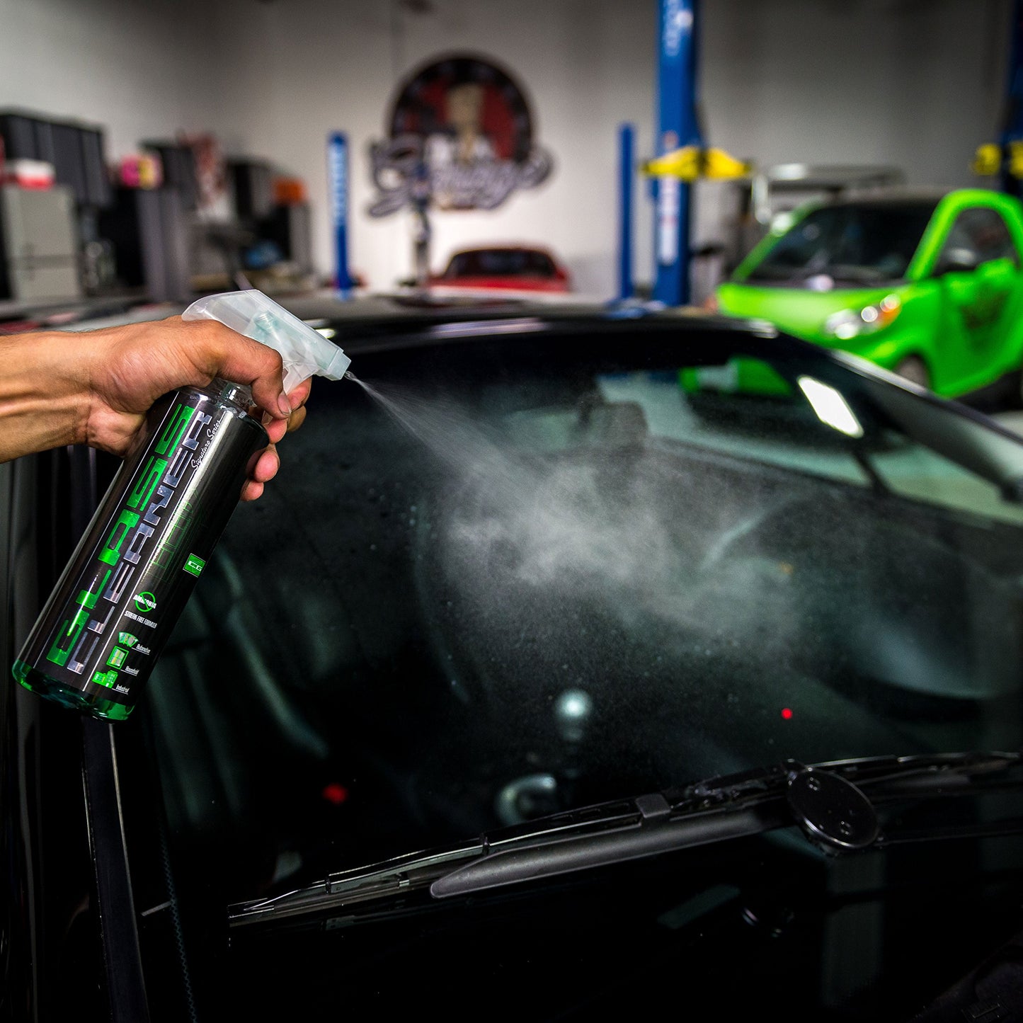 Chemical Guys HOL124 Car Cleaning Kit, 7 Items Including (6) 16 oz. Chemicals
